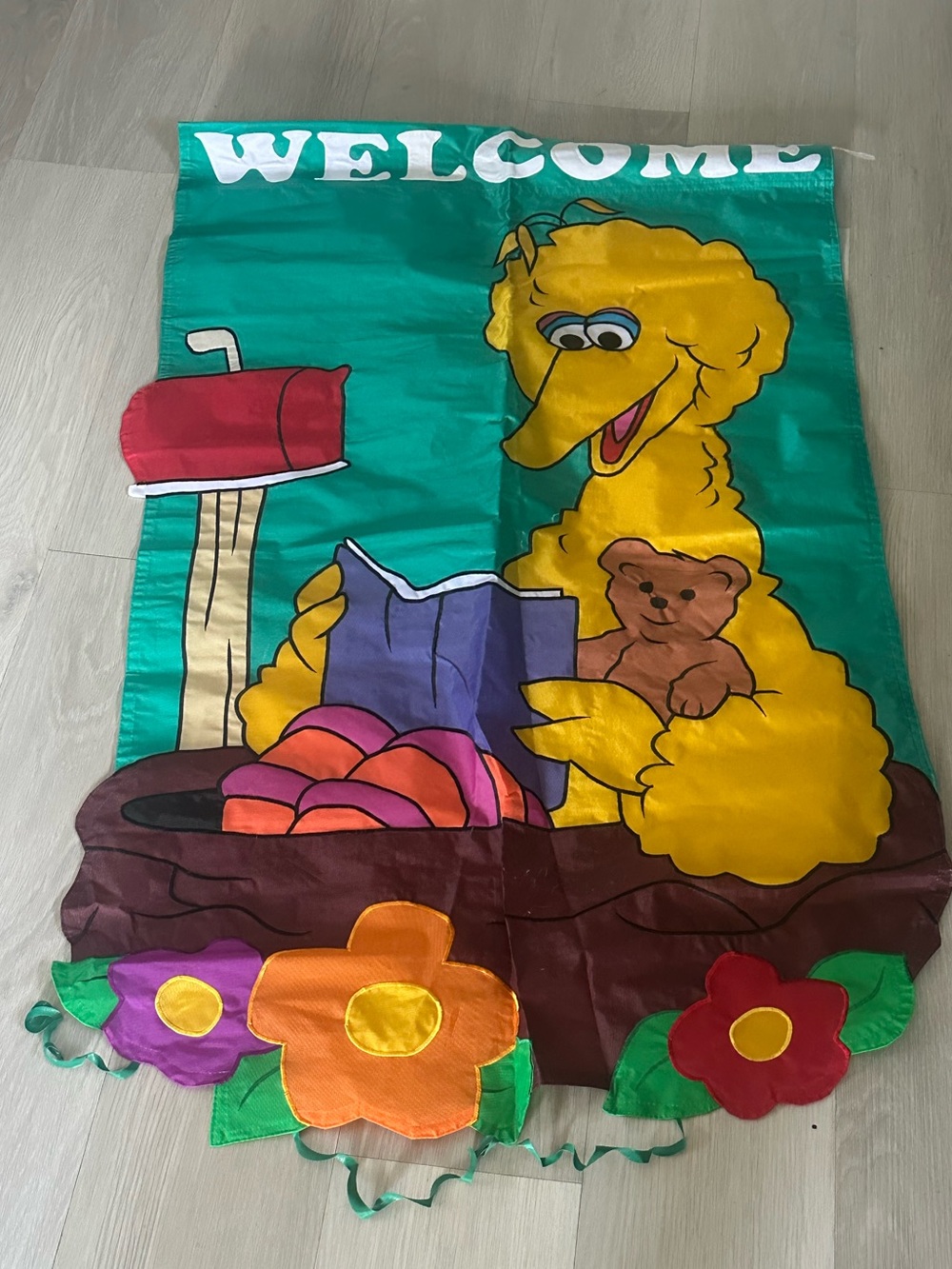 Sesame Street "Welcome Big Bird" decorative nylon garden flag